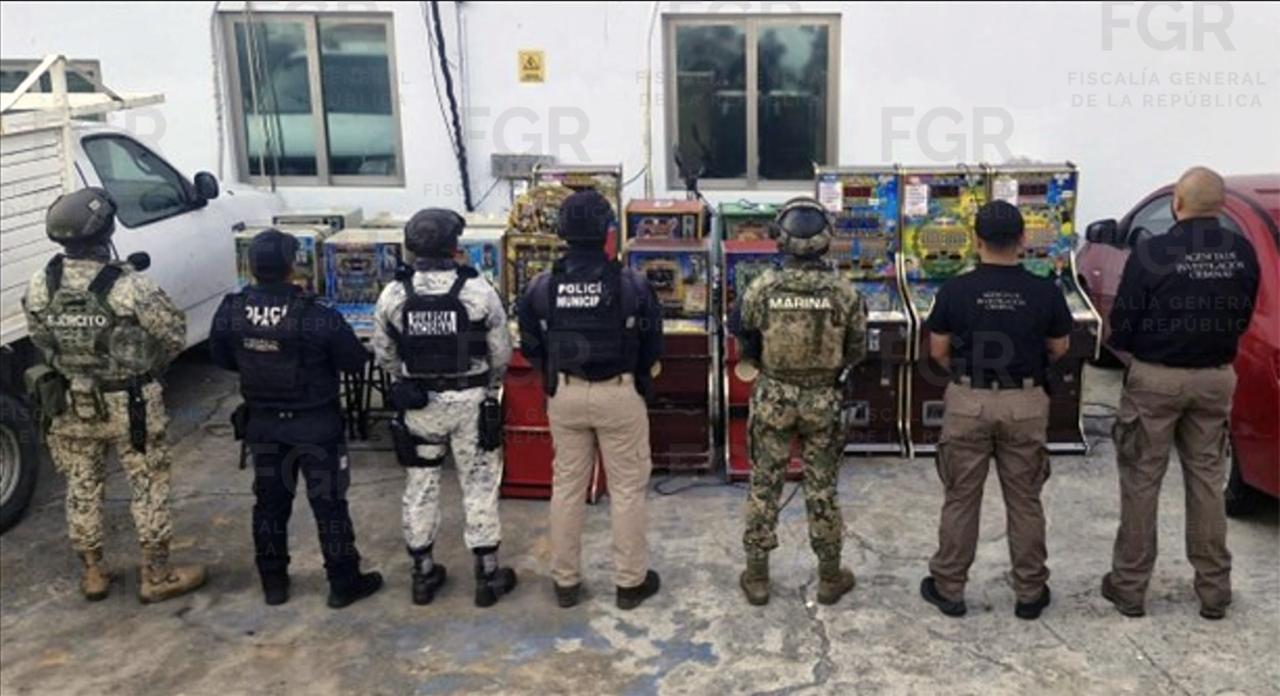 EN CATEO, FGR ASEGURA 15 MÁQUINAS TRAGAMONEDAS EN COATZACOALCOS, VERACRUZ