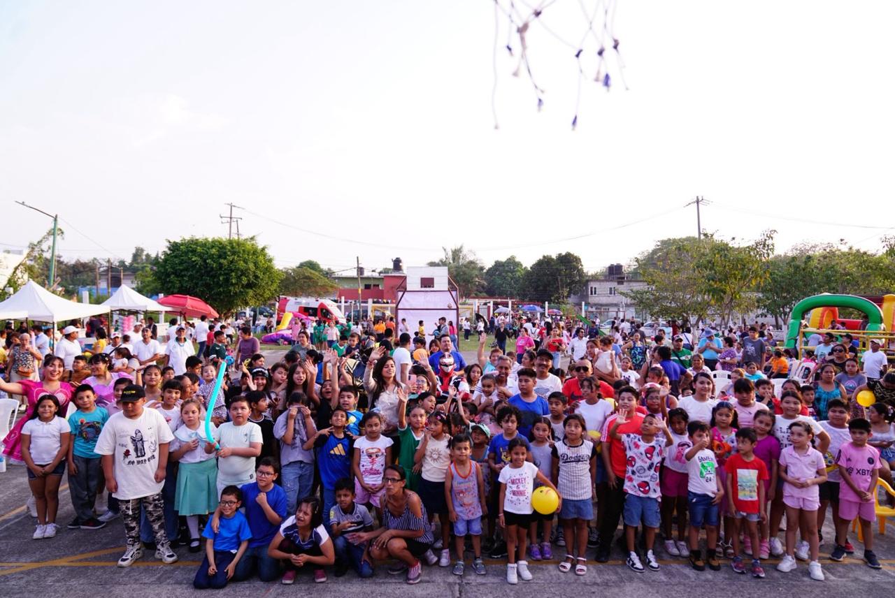 EL GOBIERNO MUNICIPAL LLEVA ALEGRÍA A LAS COLONIAS DE POZA RICA CON EL FESTIVAL DE LA NIÑEZ