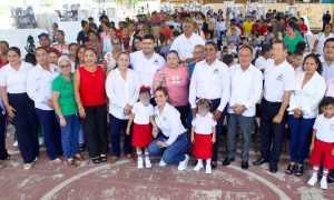 FORTALECEN LA EDUCACIÓN EN ALVARADO CON ENTREGA DE APOYOS A ESCUELAS DE EDUCACIÓN BÁSICA