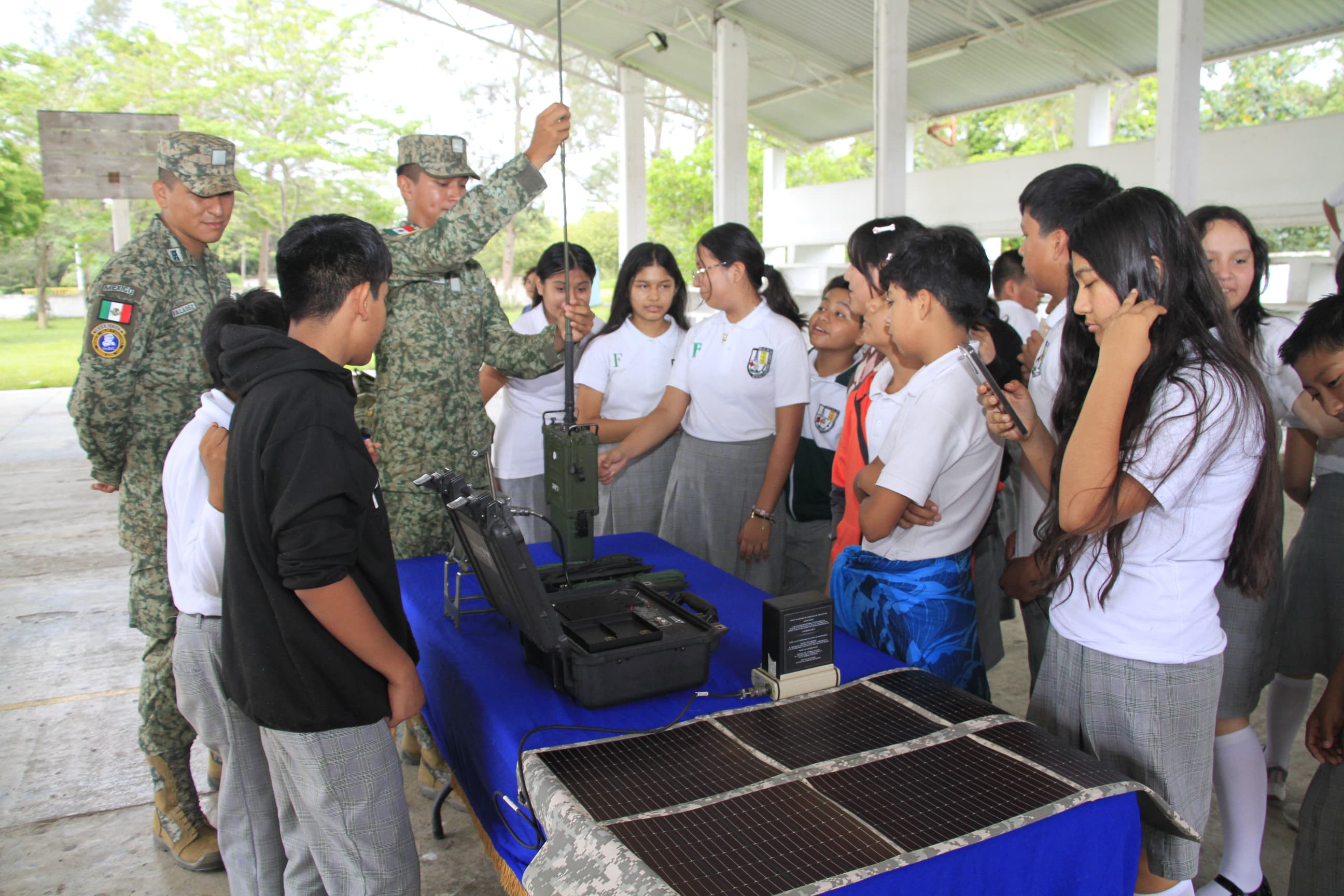 Ejército Mexicano realiza actividades de acercamiento social en la zona norte de Veracruz